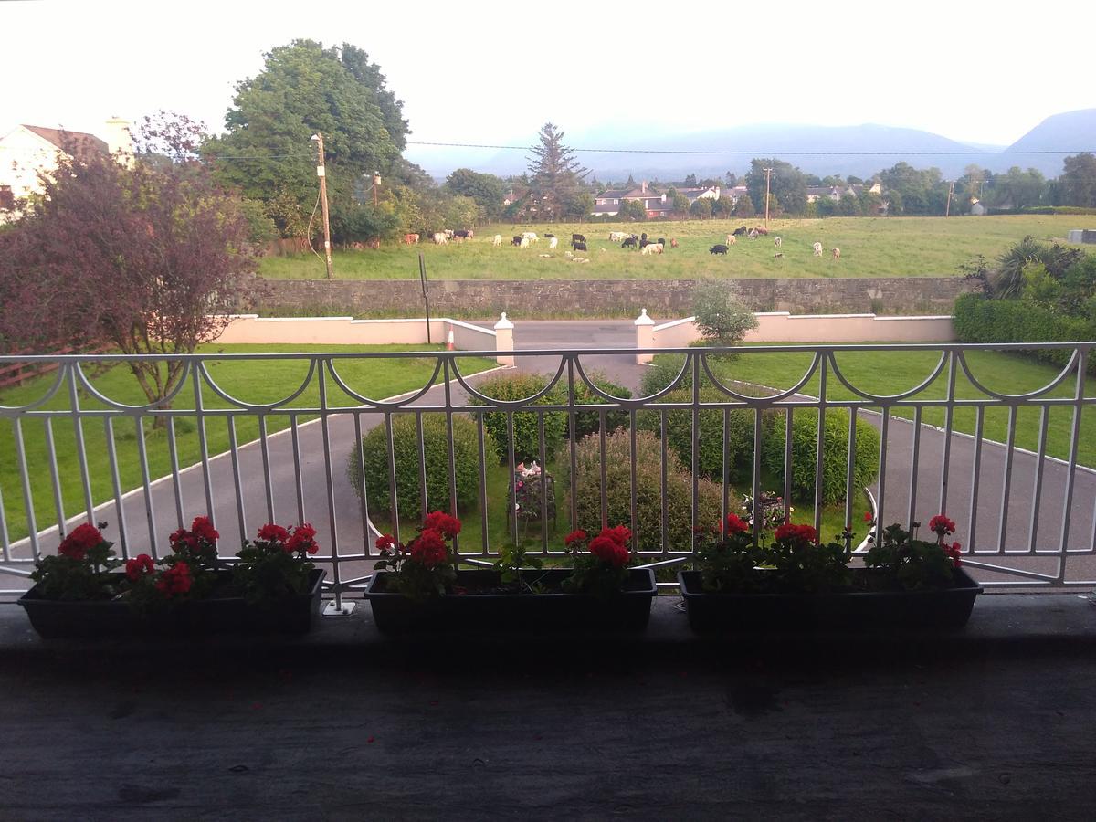 Shepherds Lodge B&B Killarney Exterior photo